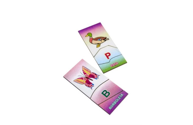 BRINQUEDO EDUCATIVO ALFABETO ILUSTRADO 75 PEÇAS MDF 1061 CARLU