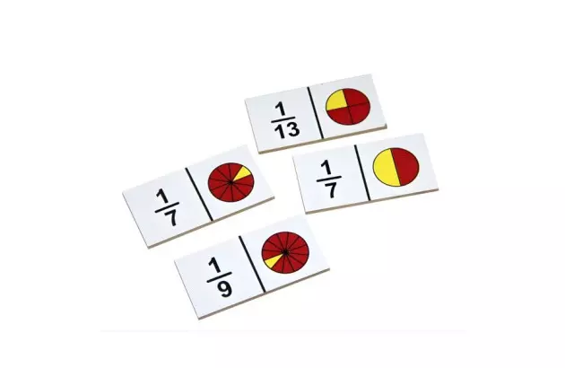 BRINQUEDO DOMINO FRAÇÕES 28 PEÇAS MDF 1029 CARLU