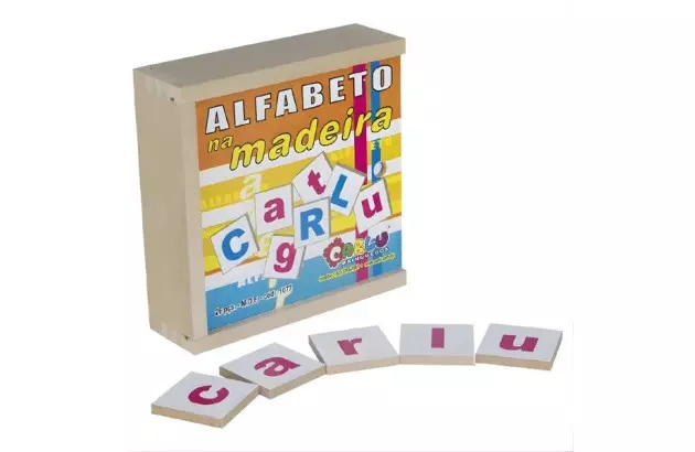 BRINQUEDO EDUCATIVO ALFABETO NA MADEIRA 26 PEÇAS - CAIXA MDF | 1077 CARLU