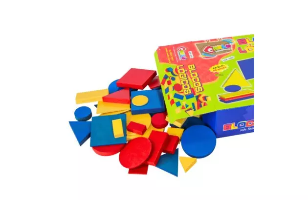 BRINQUEDO EDUCATIVO ALFABETO NA MADEIRA 26 PEÇAS EM MDF + 4 ANOS | CARLU 3016