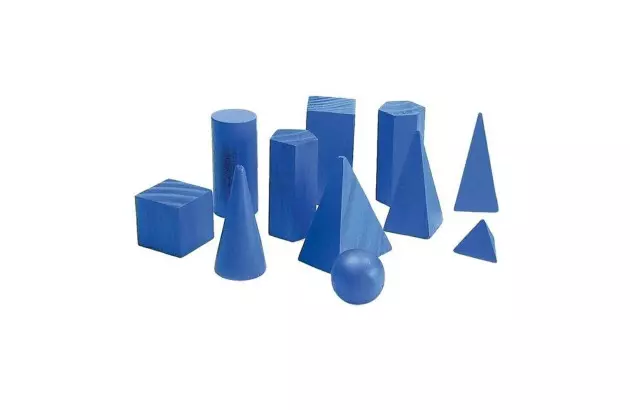 BRINQUEDO SÓLIDOS GEOMÉTRICOS 11 PEÇAS EM MADEIRA 30.37 JOTT PLAY