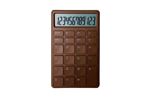 CALCULADORA DE MESA TC 26 CHOCOLATE TILIBRA