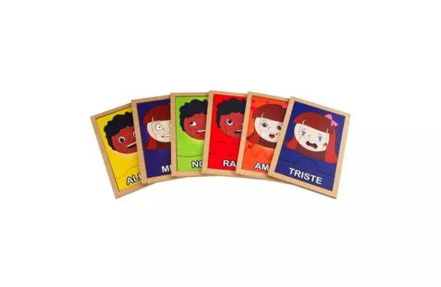 BRINQUEDO DOMINO FRUTAS EM LIBRAS 28 PEÇAS MDF + 3 ANOS 1768 CARLU
